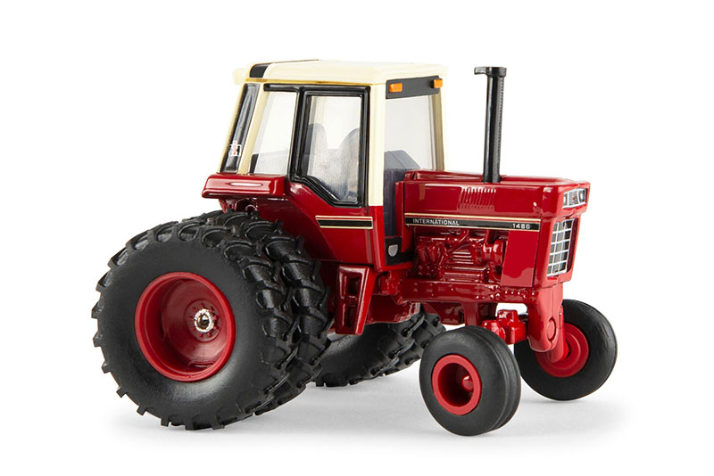 International 1486 Wide Front with Duals - 1:64
